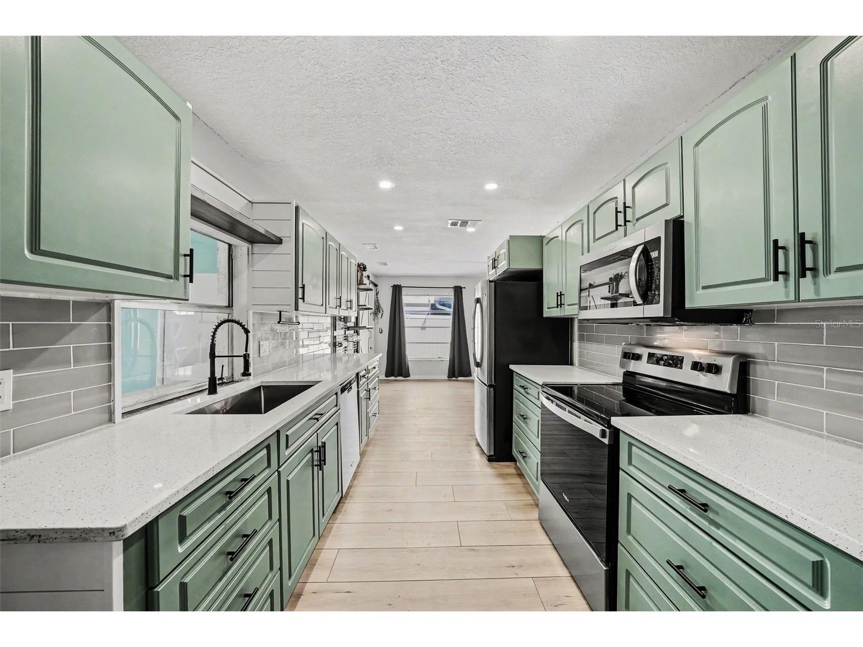 1810 Driftwood Circle S Oldsmar FL 34677 TB8490101 image14