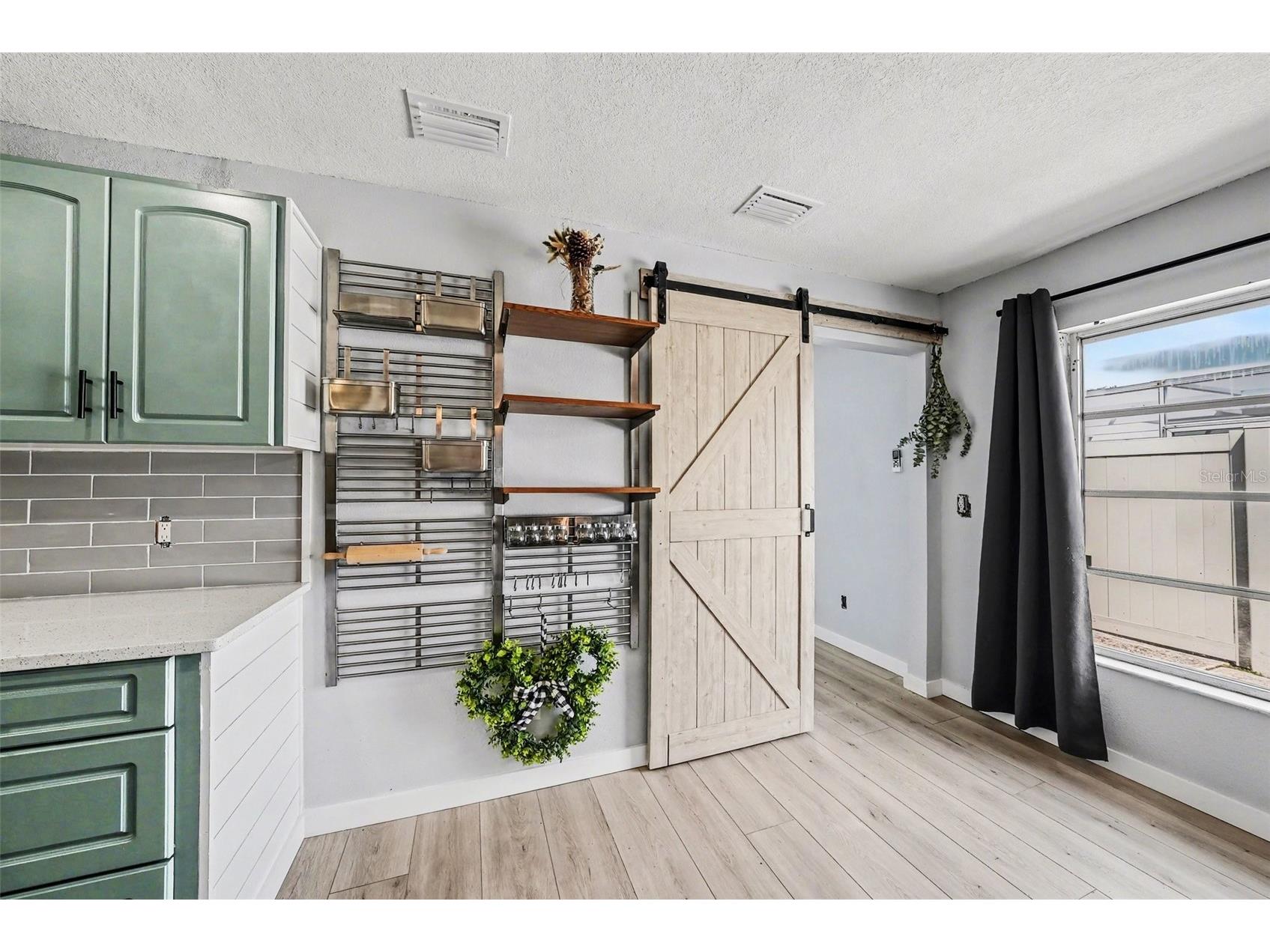 1810 Driftwood Circle S Oldsmar FL 34677 TB8490101 image17