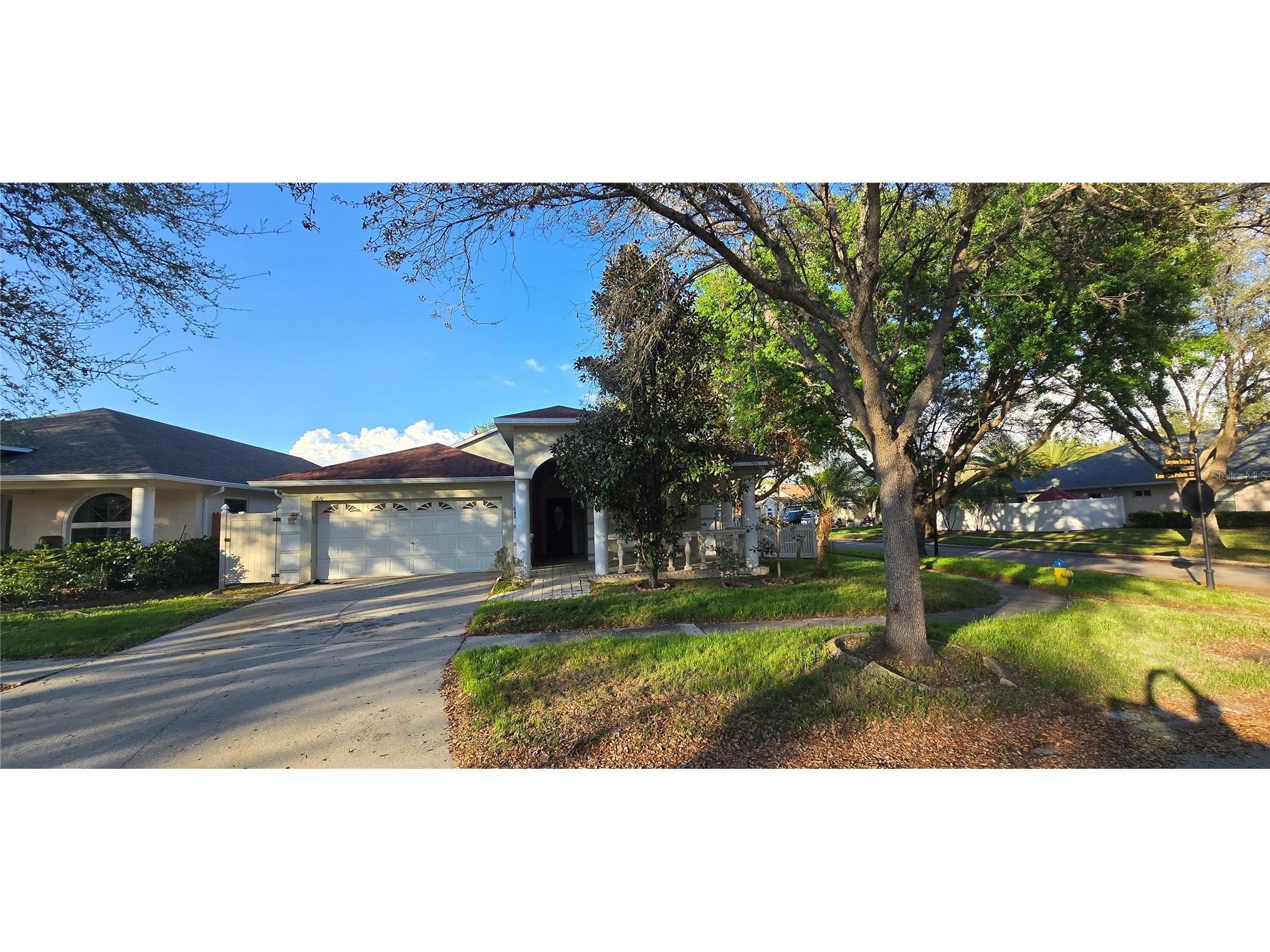 1810 Greystone Heights Drive Valrico FL 33594 TB8488555 image1