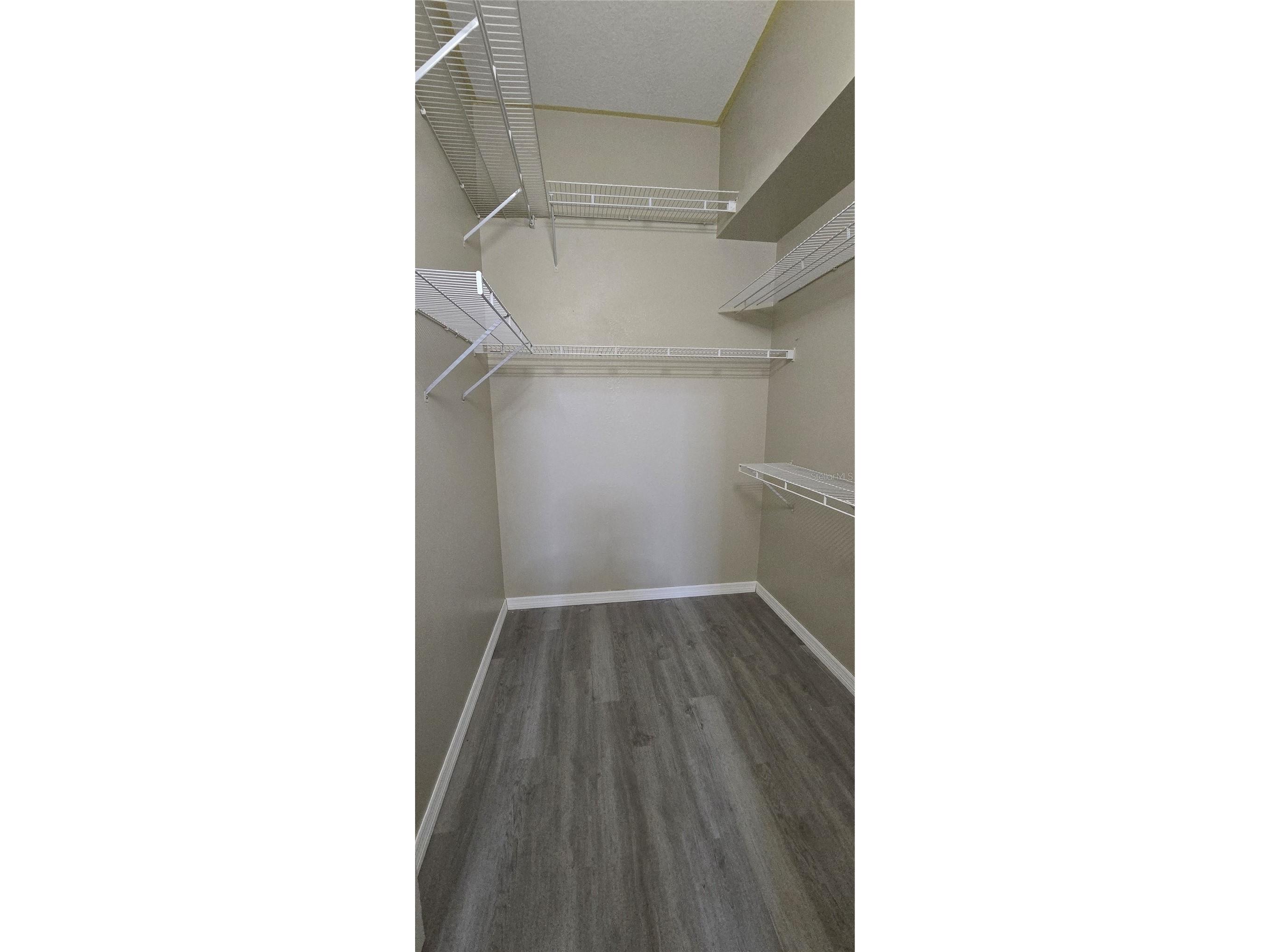 1810 Greystone Heights Drive Valrico FL 33594 TB8488555 image12