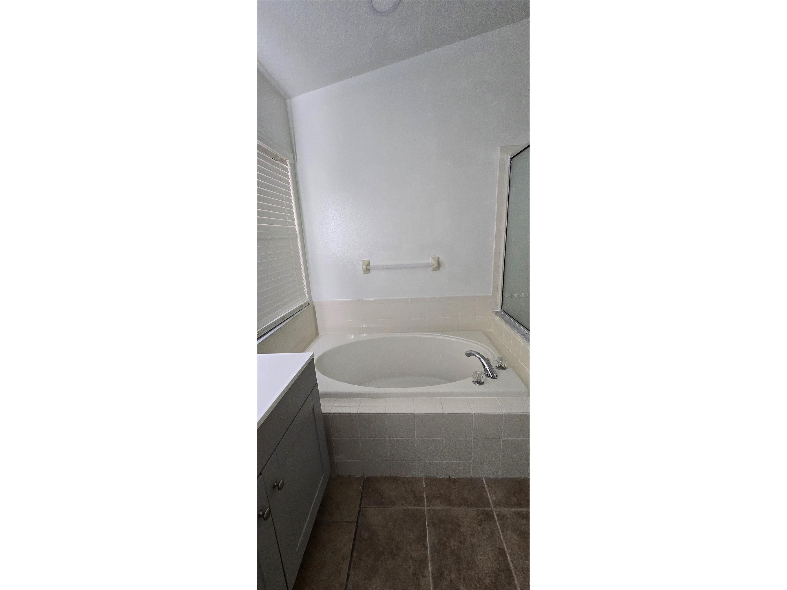 1810 Greystone Heights Drive Valrico FL 33594 TB8488555 image13