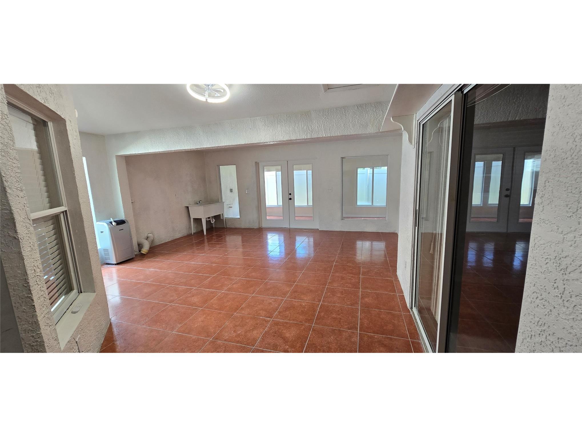 1810 Greystone Heights Drive Valrico FL 33594 TB8488555 image27