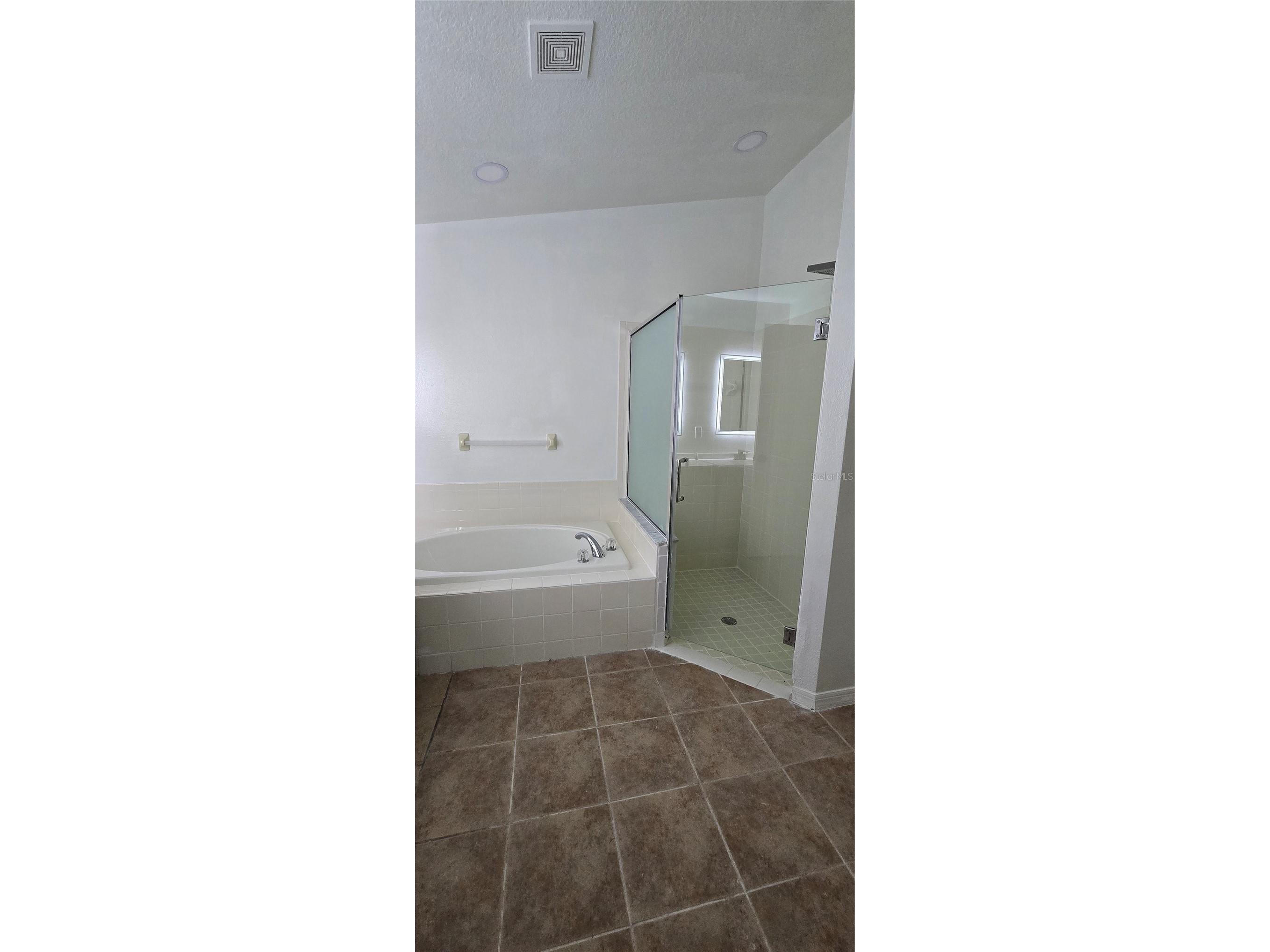 1810 Greystone Heights Drive Valrico FL 33594 TB8488555 image31