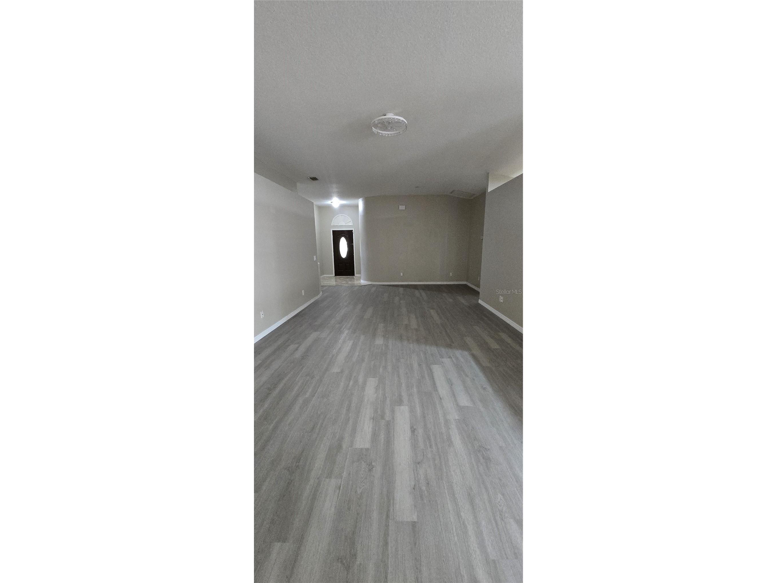 1810 Greystone Heights Drive Valrico FL 33594 TB8488555 image4