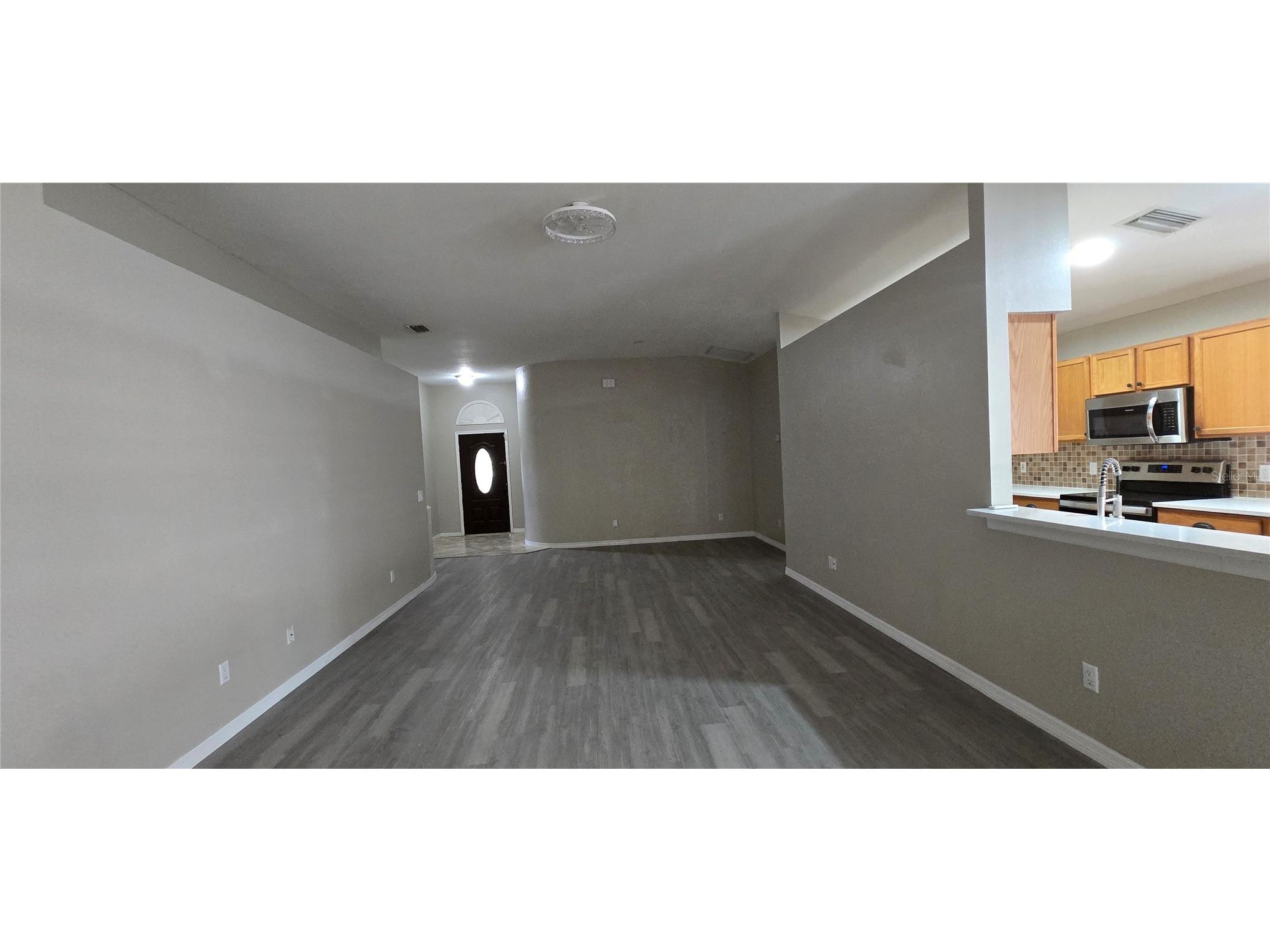 1810 Greystone Heights Drive Valrico FL 33594 TB8488555 image5
