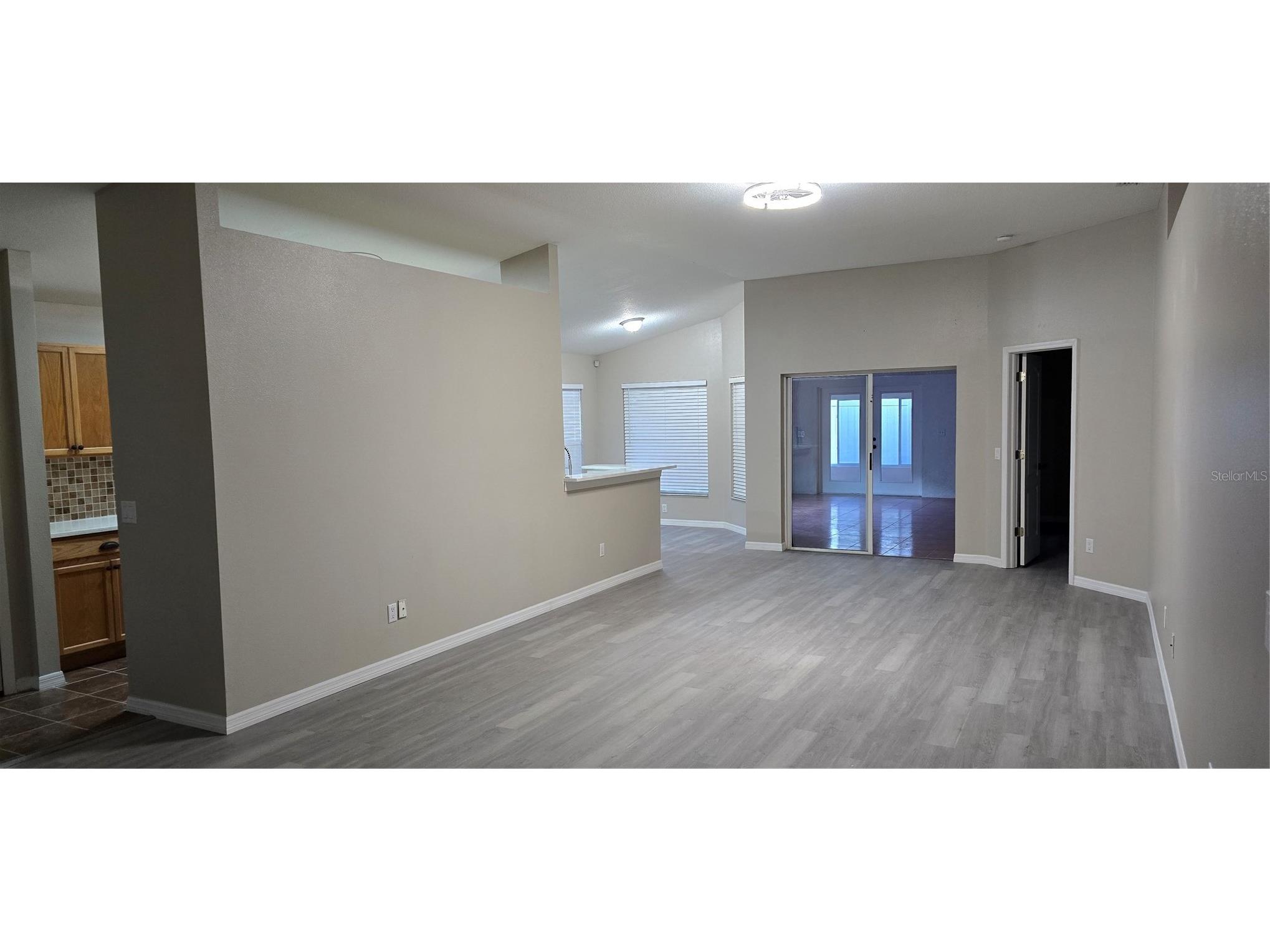 1810 Greystone Heights Drive Valrico FL 33594 TB8488555 image6