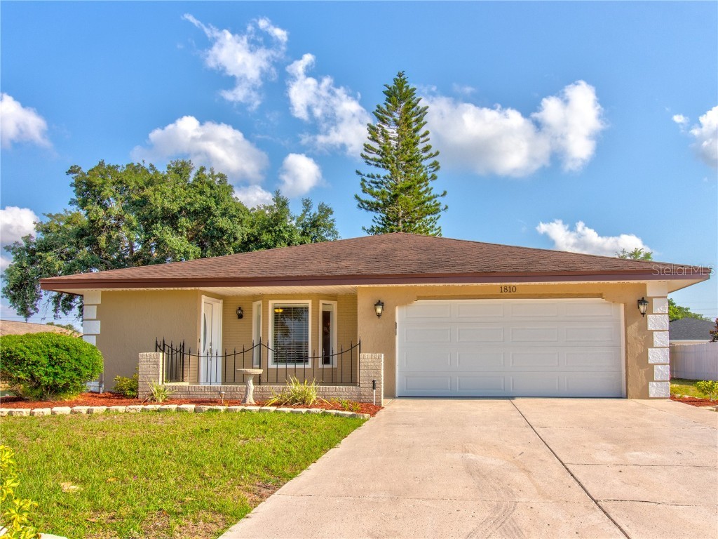 1810 Haverford Avenue Sun City Center FL 33573 T3527538 image1