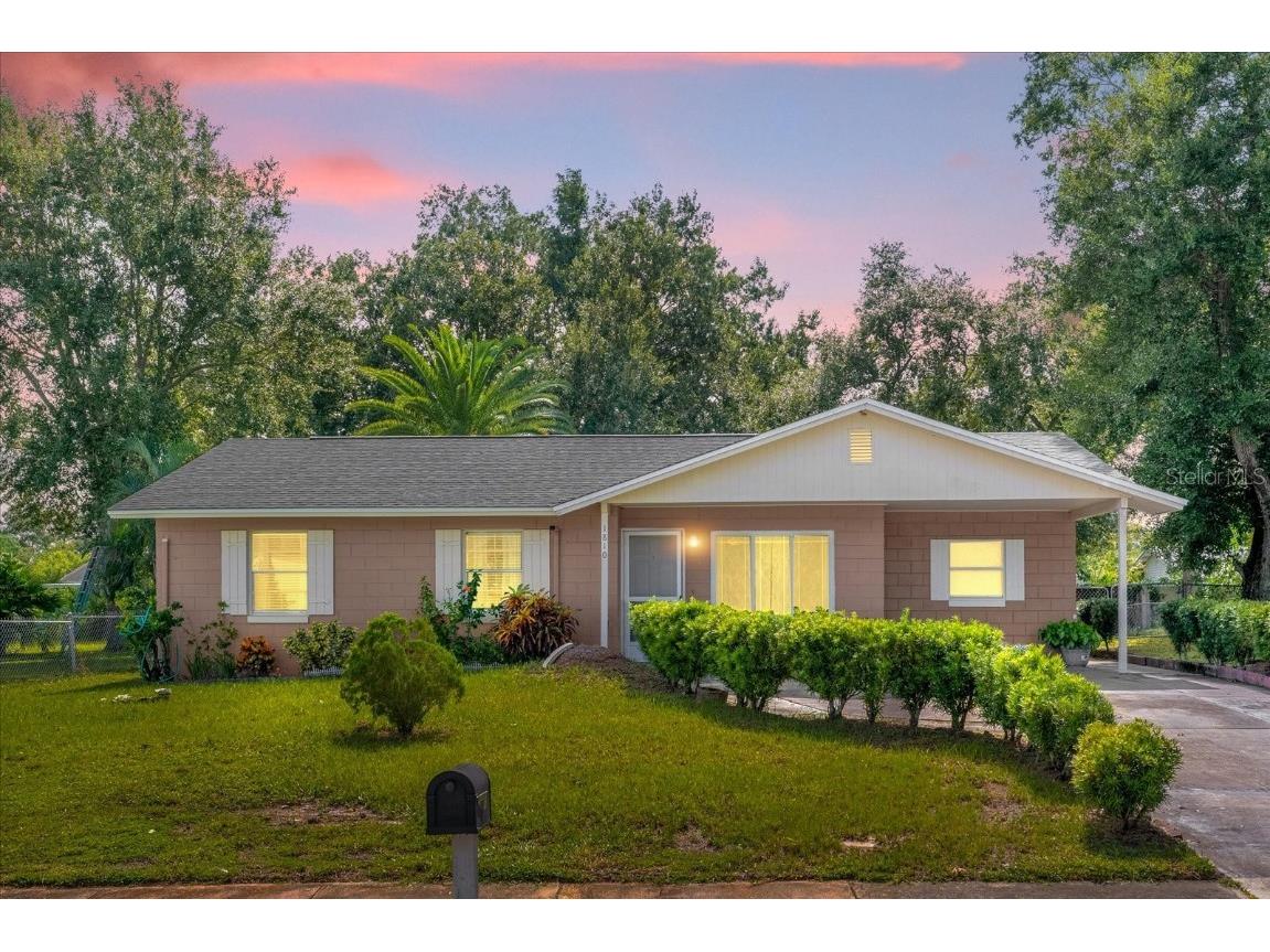 1810 Hiawatha Drive Kissimmee FL 34741 S5113169 image1