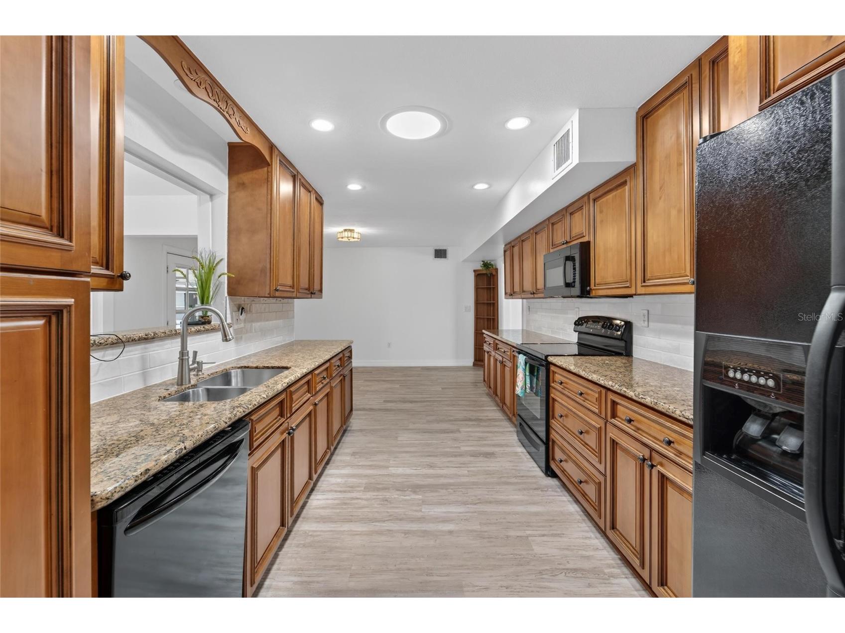 1810 Milford Circle Sun City Center FL 33573 - Middle lake TB8495089 image10