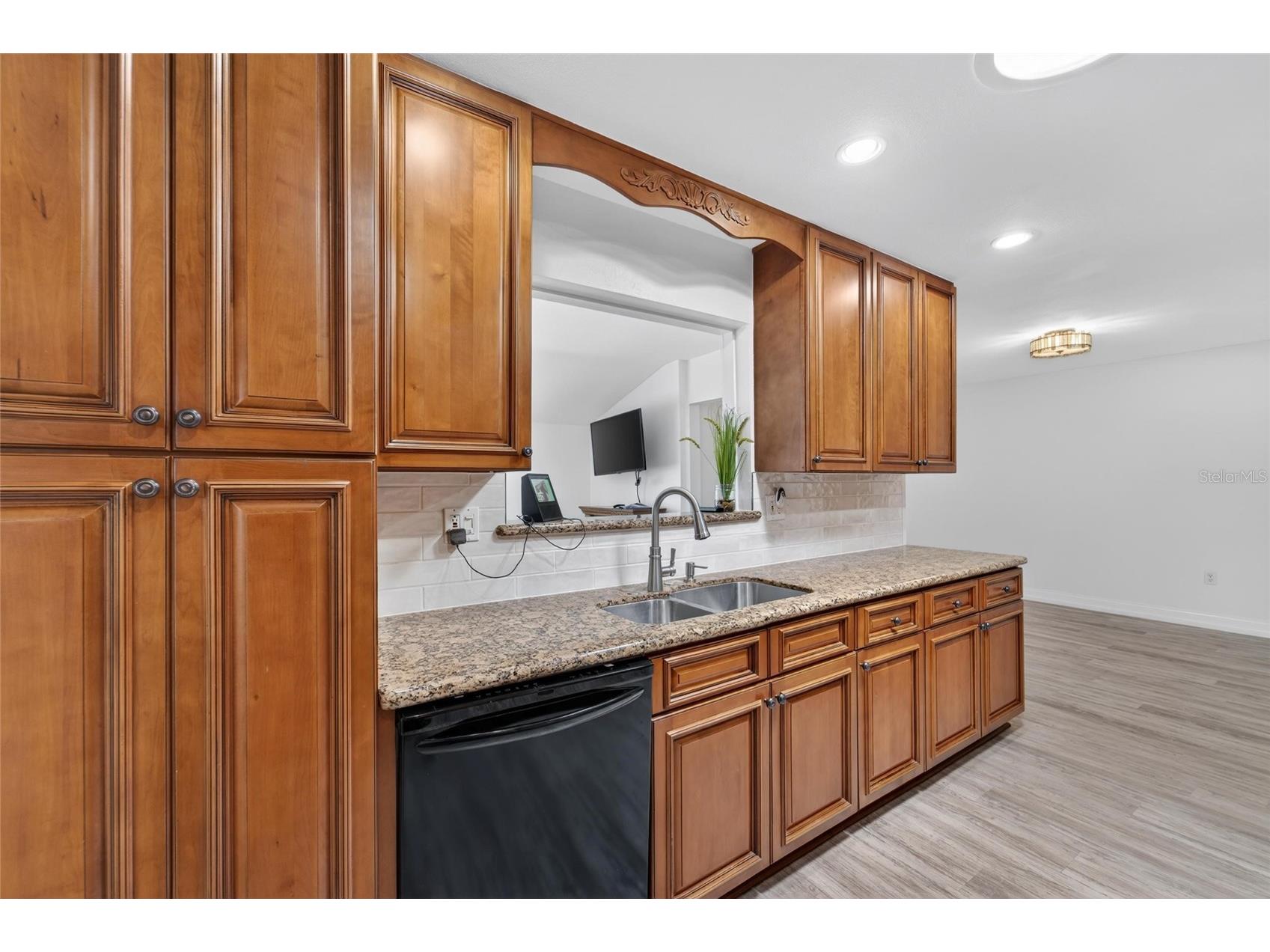 1810 Milford Circle Sun City Center FL 33573 - Middle lake TB8495089 image13