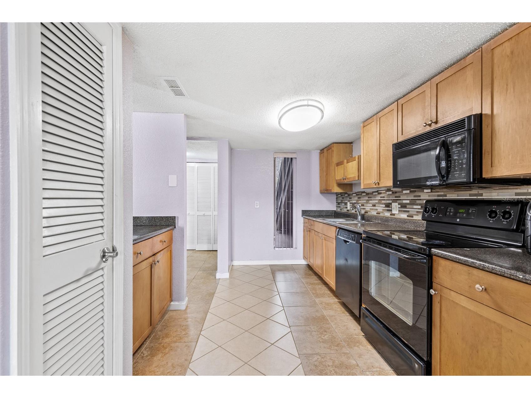 1810 NW 23rd Boulevard #202 Gainesville FL 32605 GC539551 image9