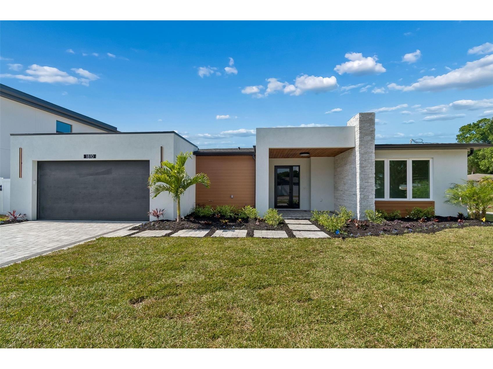 1810 W Erna Drive Tampa FL 33603 TB8490430 image1