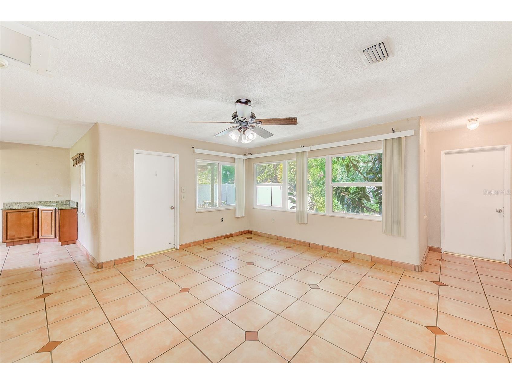 18101 2nd Avenue Lutz FL 33548 TB8415822 image2