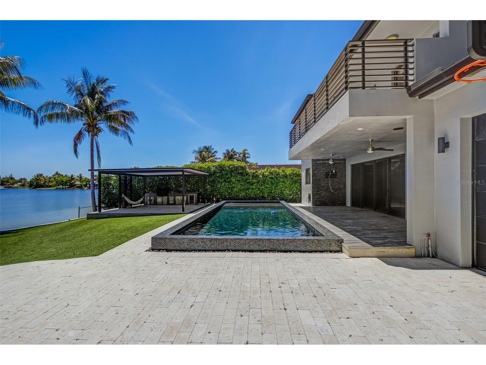 18101 NW 85th Avenue Hialeah FL 33015 O6406958 image2