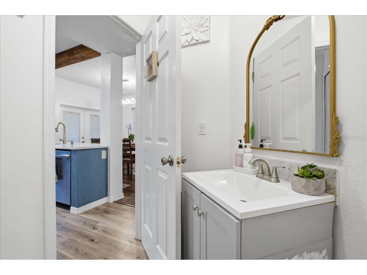 18101 Paradise Point Drive Tampa FL 33647 TB8480652 image18