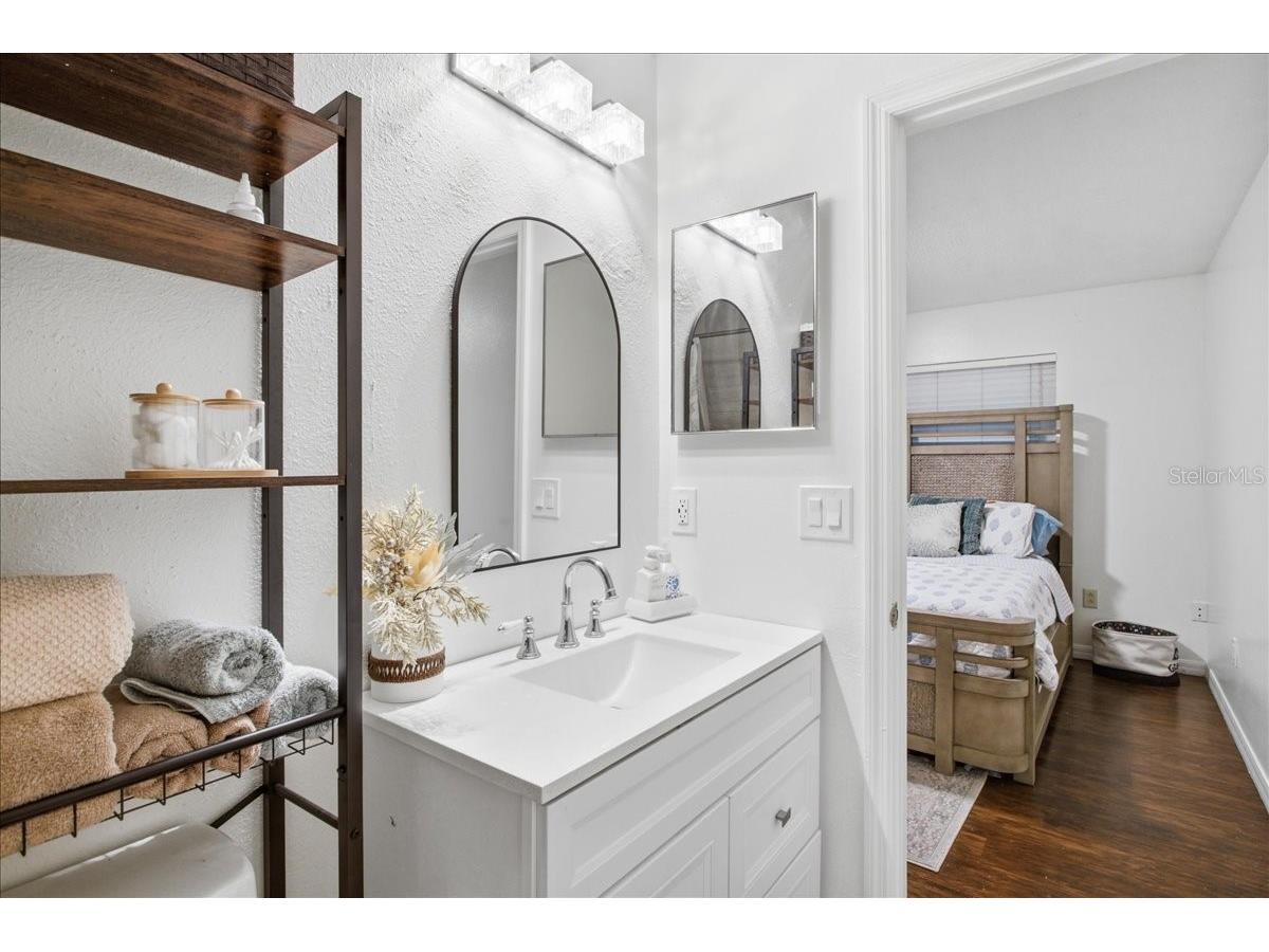 18101 Paradise Point Drive Tampa FL 33647 TB8480652 image29