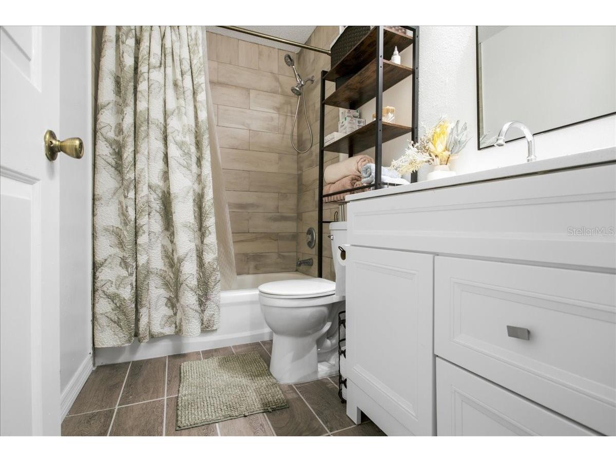 18101 Paradise Point Drive Tampa FL 33647 TB8480652 image30