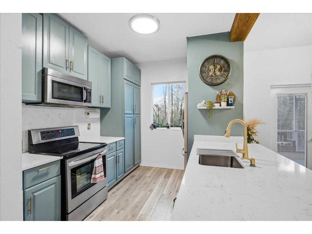 18101 Paradise Point Drive Tampa FL 33647 TB8480652 image7