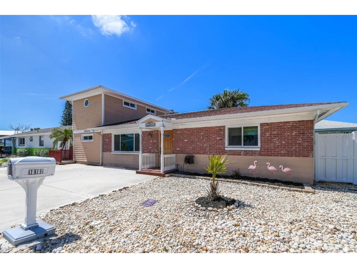 18102 2nd St E Redington Shores FL 33708 TB8371670 image1