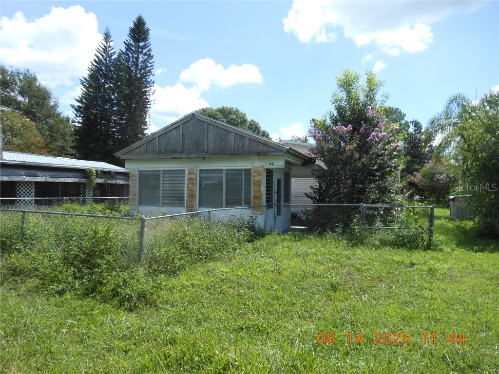 18105 1st Avenue Lutz FL 33548 TB8418356 image1