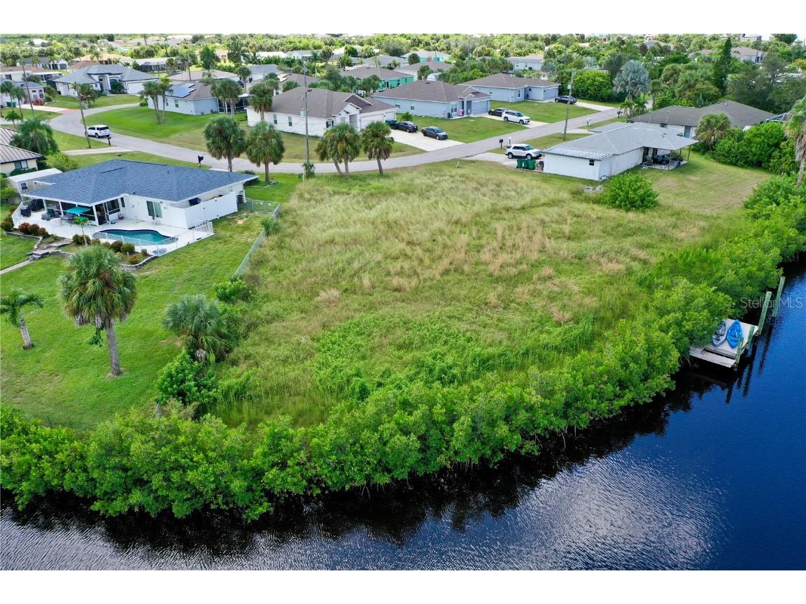 18106 Avonsdale Circle Port Charlotte FL 33948 - AVONDALE WATERWAY C7515201 image7