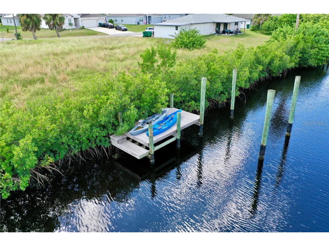 18106 Avonsdale Circle Port Charlotte FL 33948 - AVONDALE WATERWAY C7515201 image9