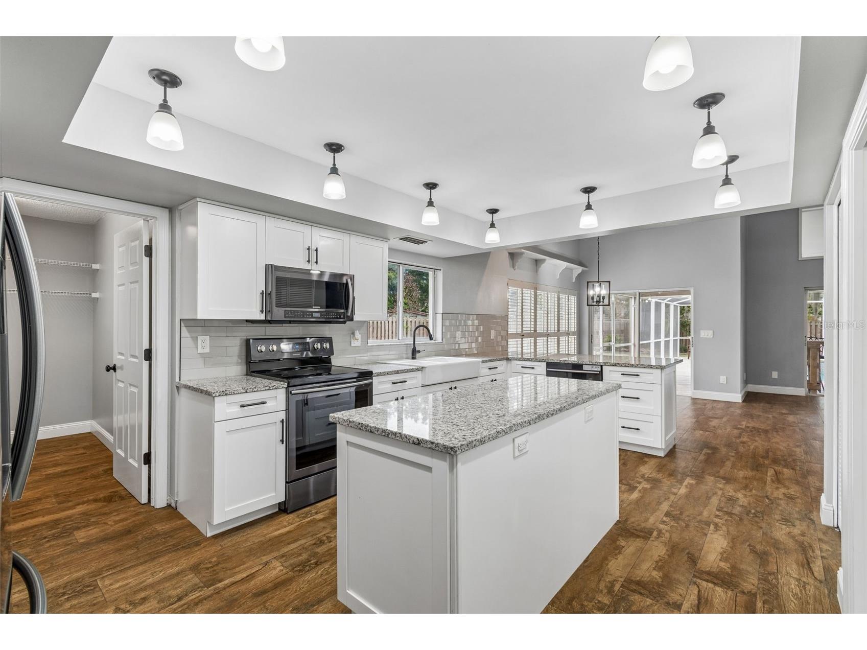 18106 Fairmead Court Lutz FL 33548 TB8521936 image12