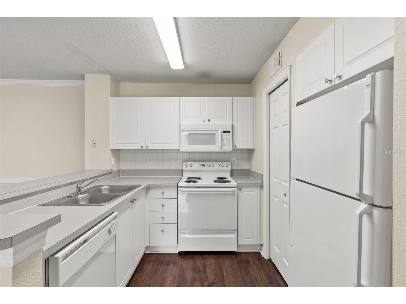 18106 Peregrines Perch Place #5104 Lutz FL 33558 A4687626 image3