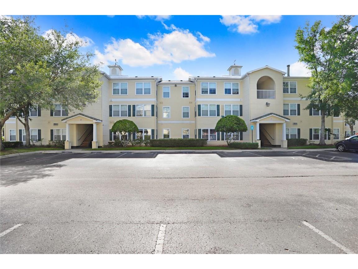 18107 Back Stretch Lane #18107 Tampa FL 33647 T3470873 image1