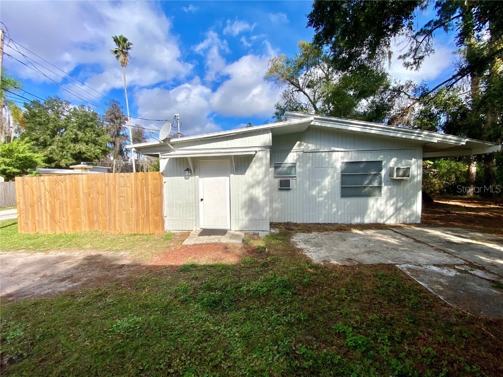 18107 Lake Front Drive Lutz FL 33548 TB8453729 image1