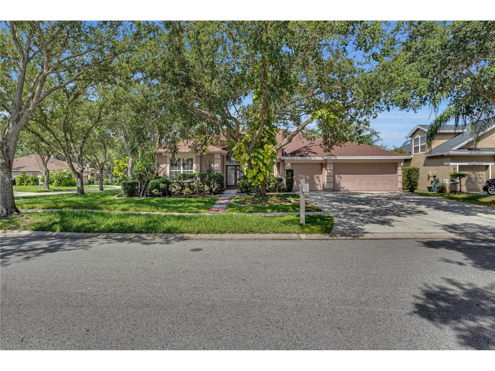 18108 Sugar Brooke Drive Tampa FL 33647 TB8412253 image1