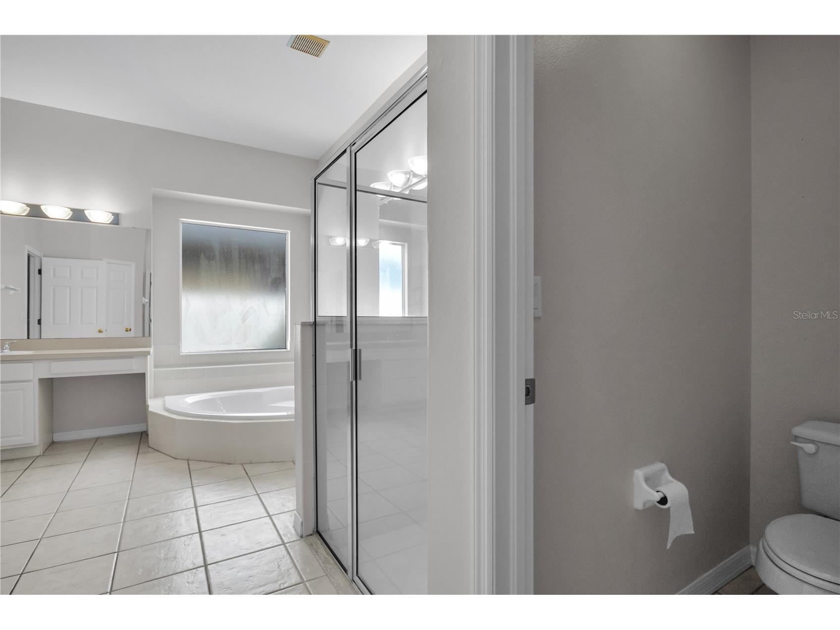 18108 Sugar Brooke Drive Tampa FL 33647 TB8412253 image32