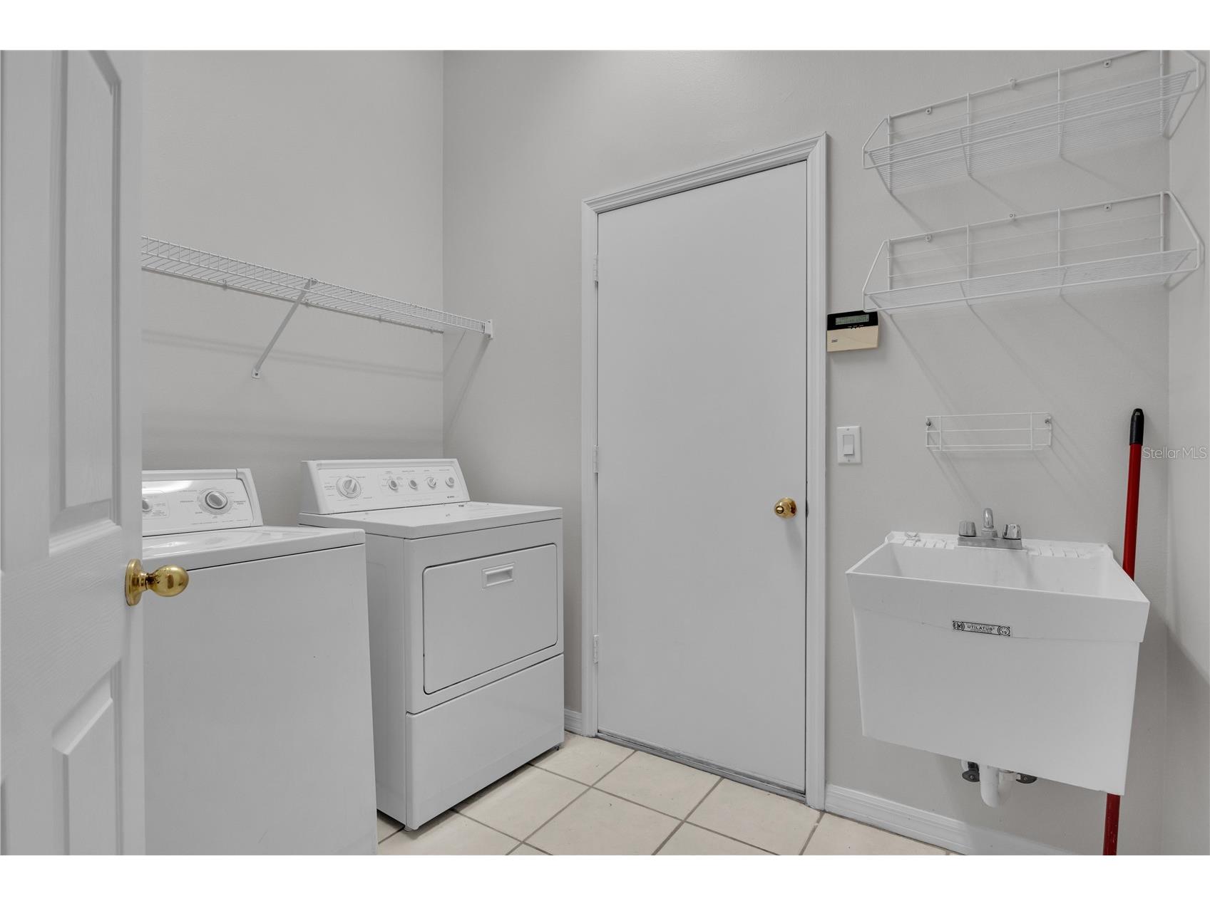 18108 Sugar Brooke Drive Tampa FL 33647 TB8412253 image40