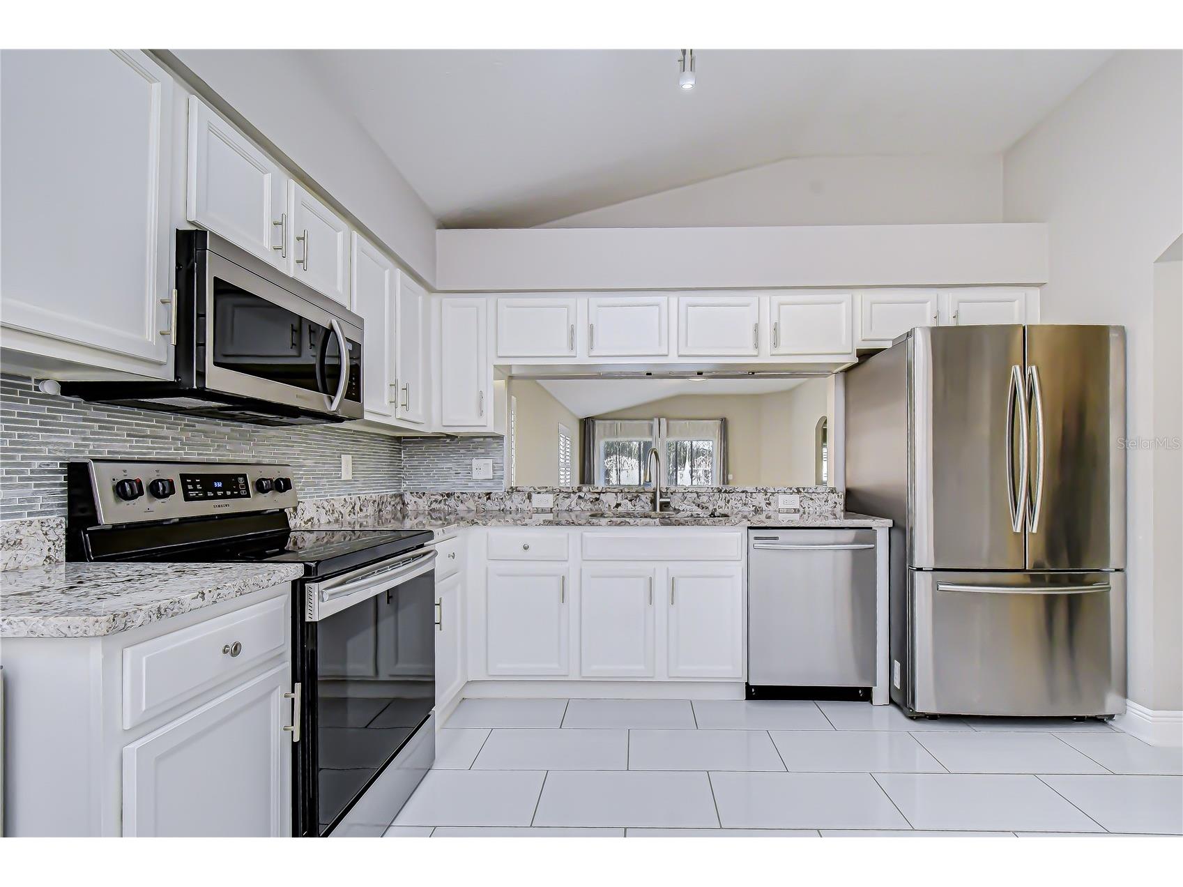 18109 Canal Pointe Street Tampa FL 33647 TB8471104 image9