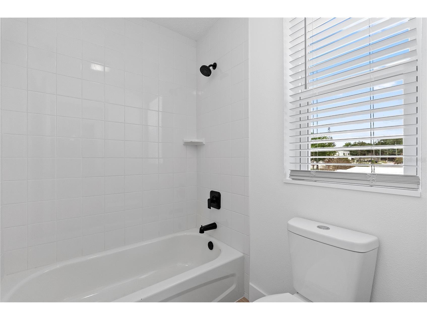 1811 Baxter Avenue Orlando FL 32806 O6407148 image11