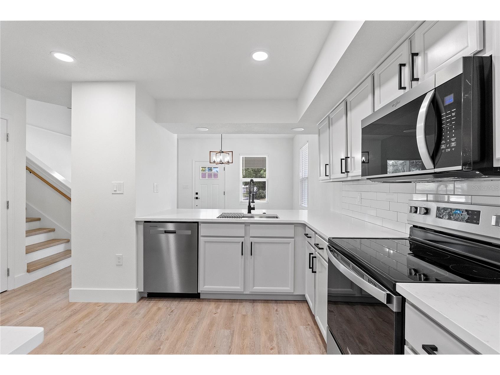 1811 Baxter Avenue Orlando FL 32806 O6407148 image16