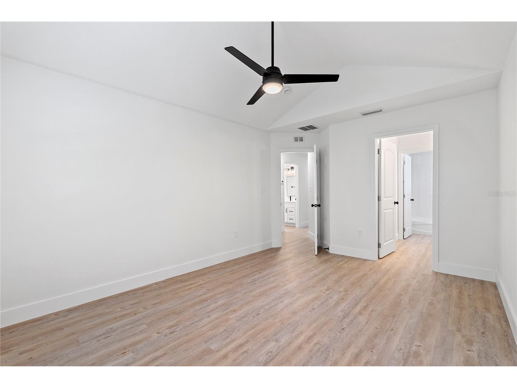 1811 Baxter Avenue Orlando FL 32806 O6407148 image7