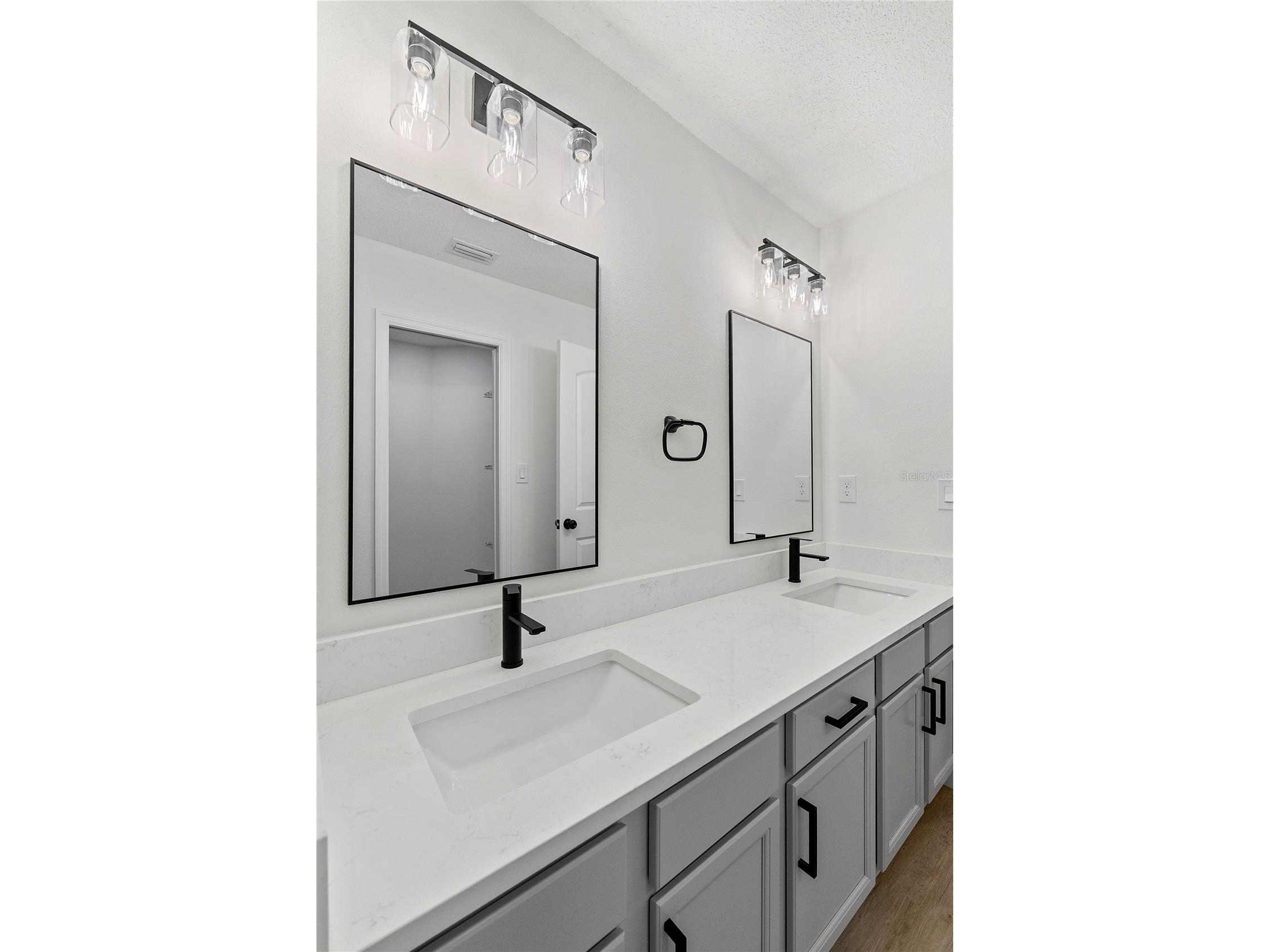 1811 Baxter Avenue Orlando FL 32806 O6407148 image9