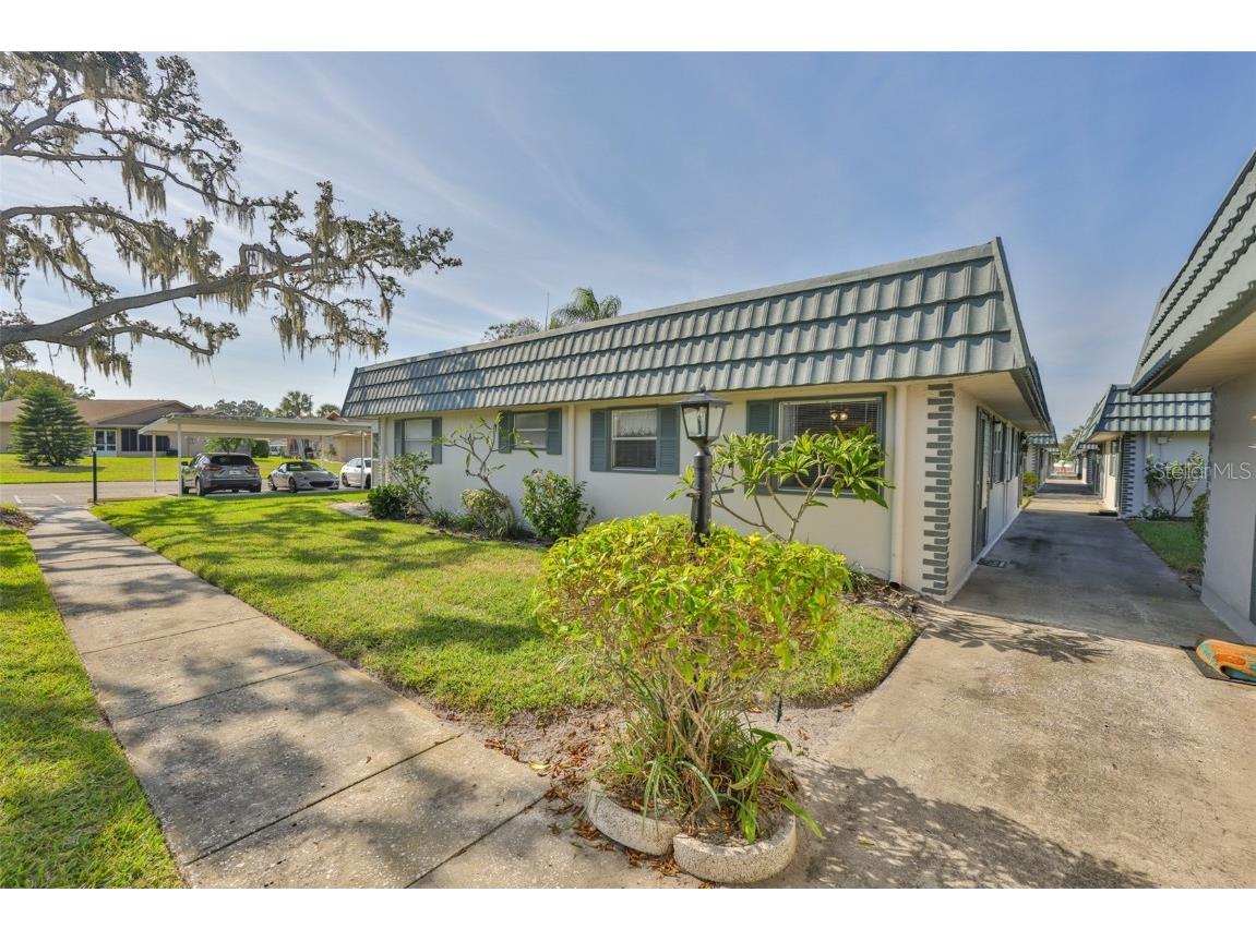 1811 Bedford Lane #153 Sun City Center FL 33573 TB8452497 image2