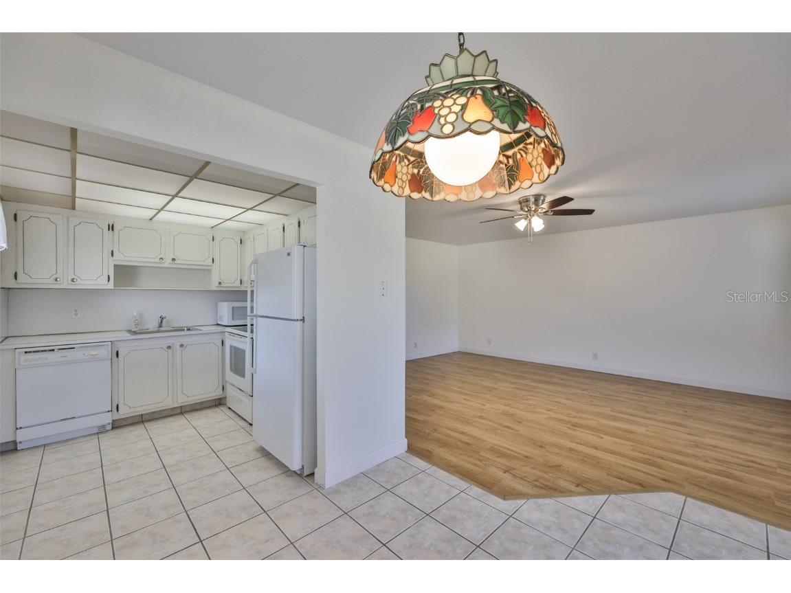 1811 Bedford Lane #153 Sun City Center FL 33573 TB8452497 image6