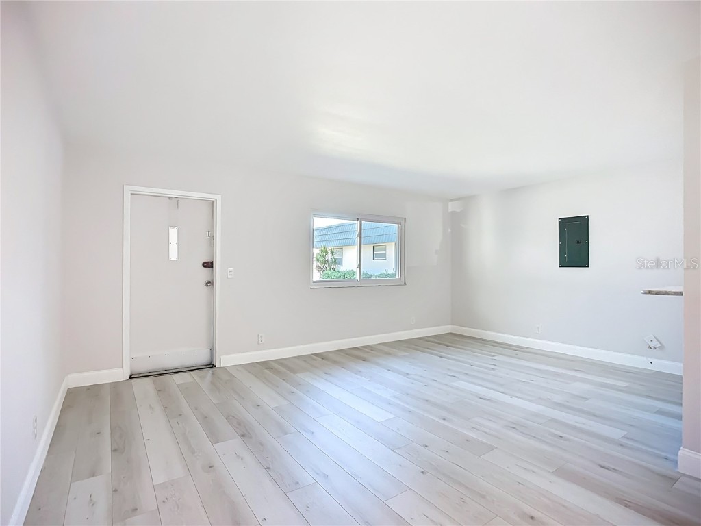 1811 Bedford Lane #166 Sun City Center FL 33573 W7880568 image16