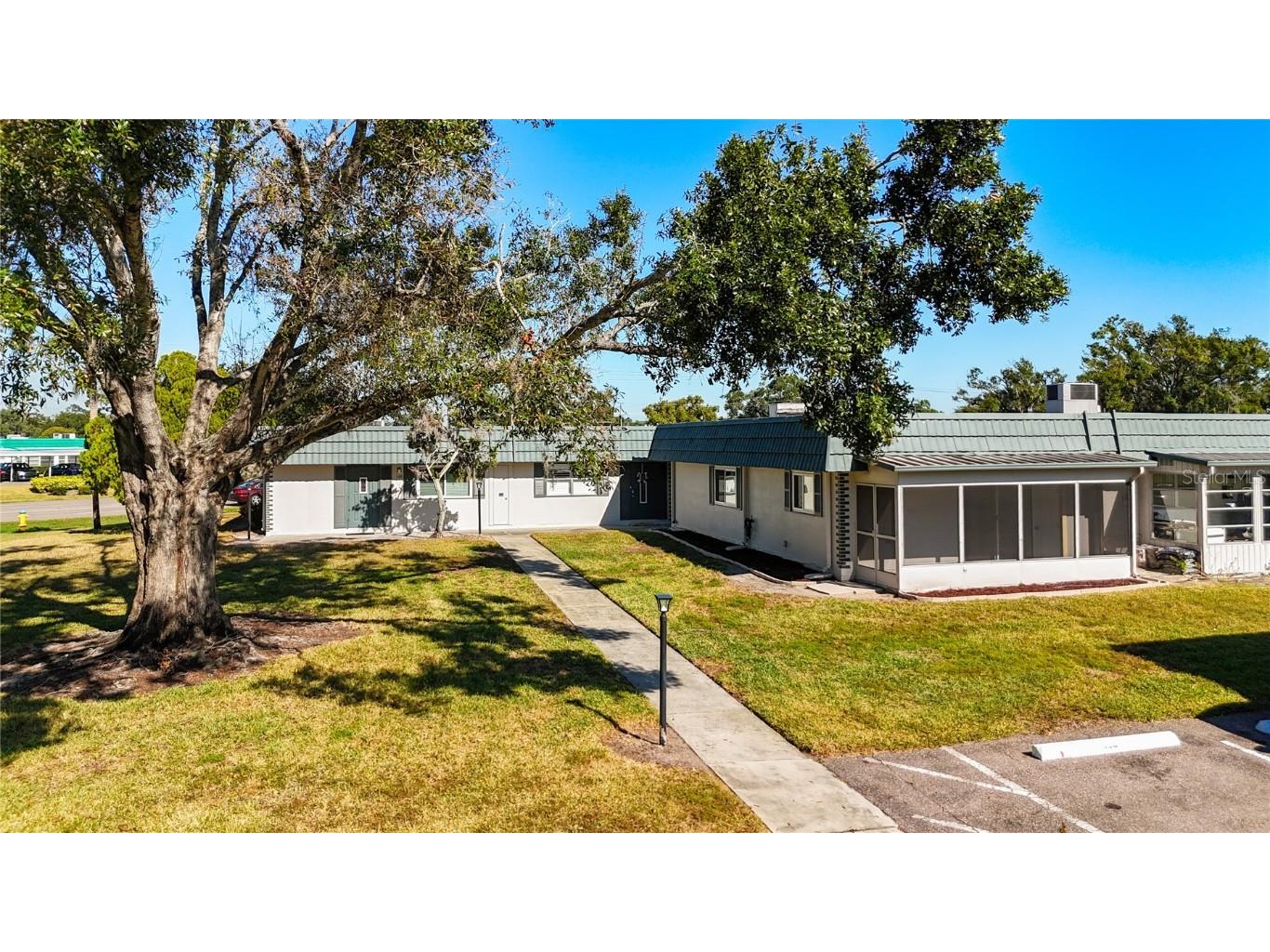 1811 Bedford Lane #166 Sun City Center FL 33573 W7880568 image32