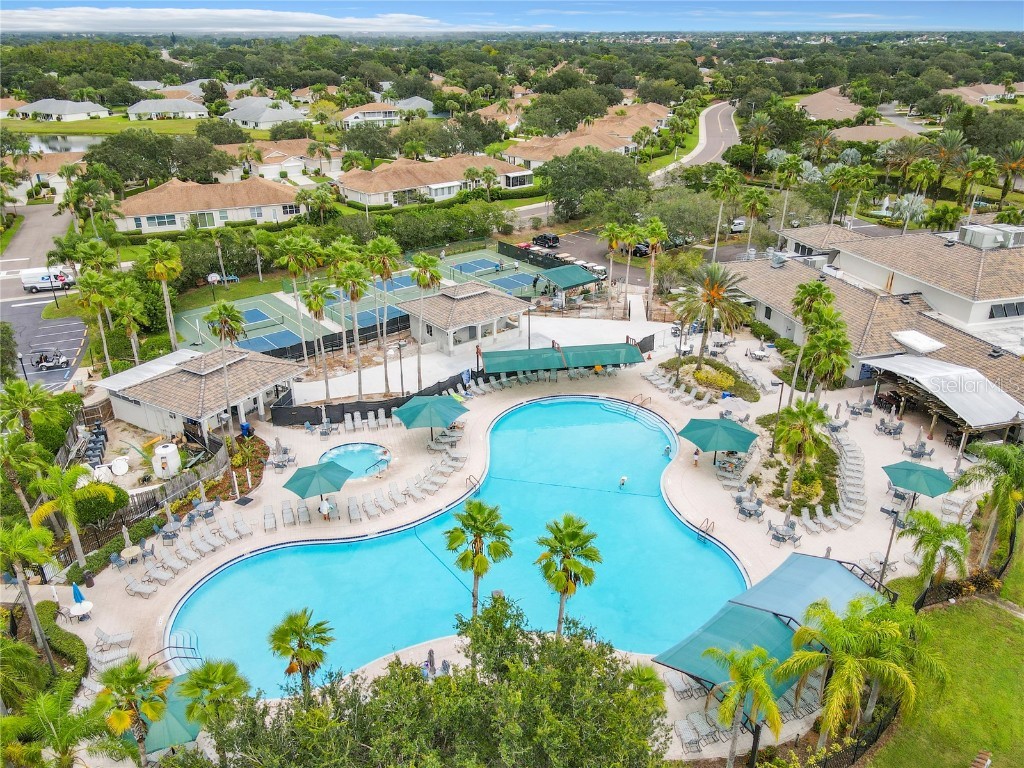 1811 Bedford Lane #166 Sun City Center FL 33573 W7880568 image35