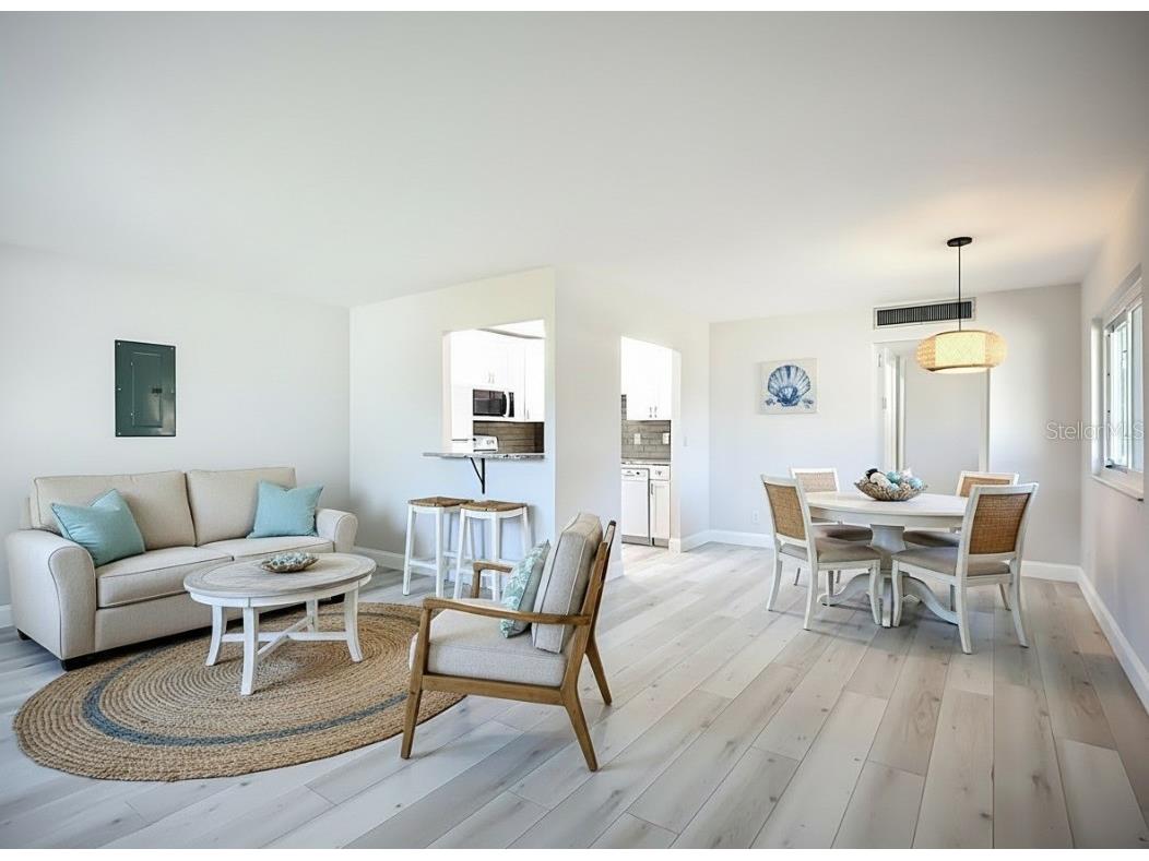 1811 Bedford Lane #166 Sun City Center FL 33573 W7880568 image5