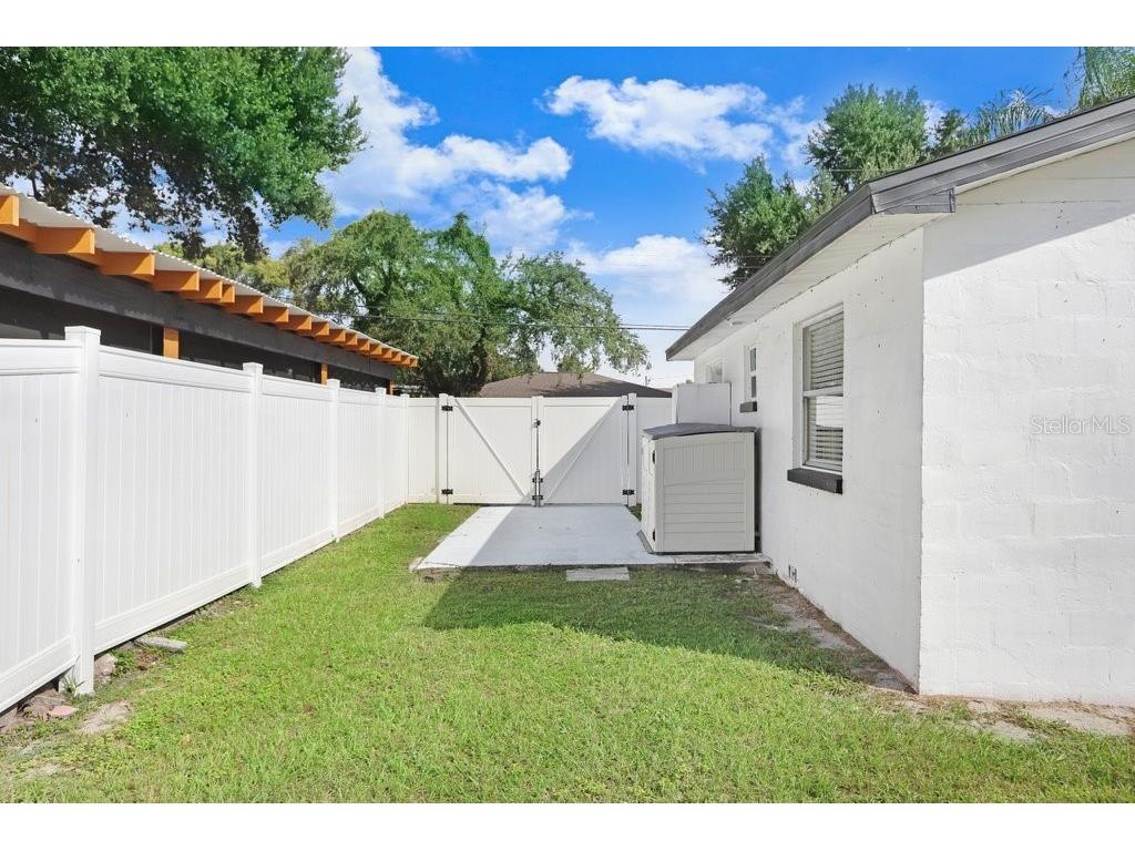 1811 E Palifox Street Tampa FL 33610 TB8433231 image18
