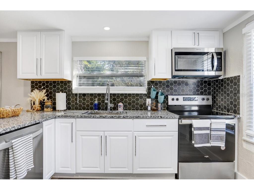 1811 E Palifox Street Tampa FL 33610 TB8433231 image8