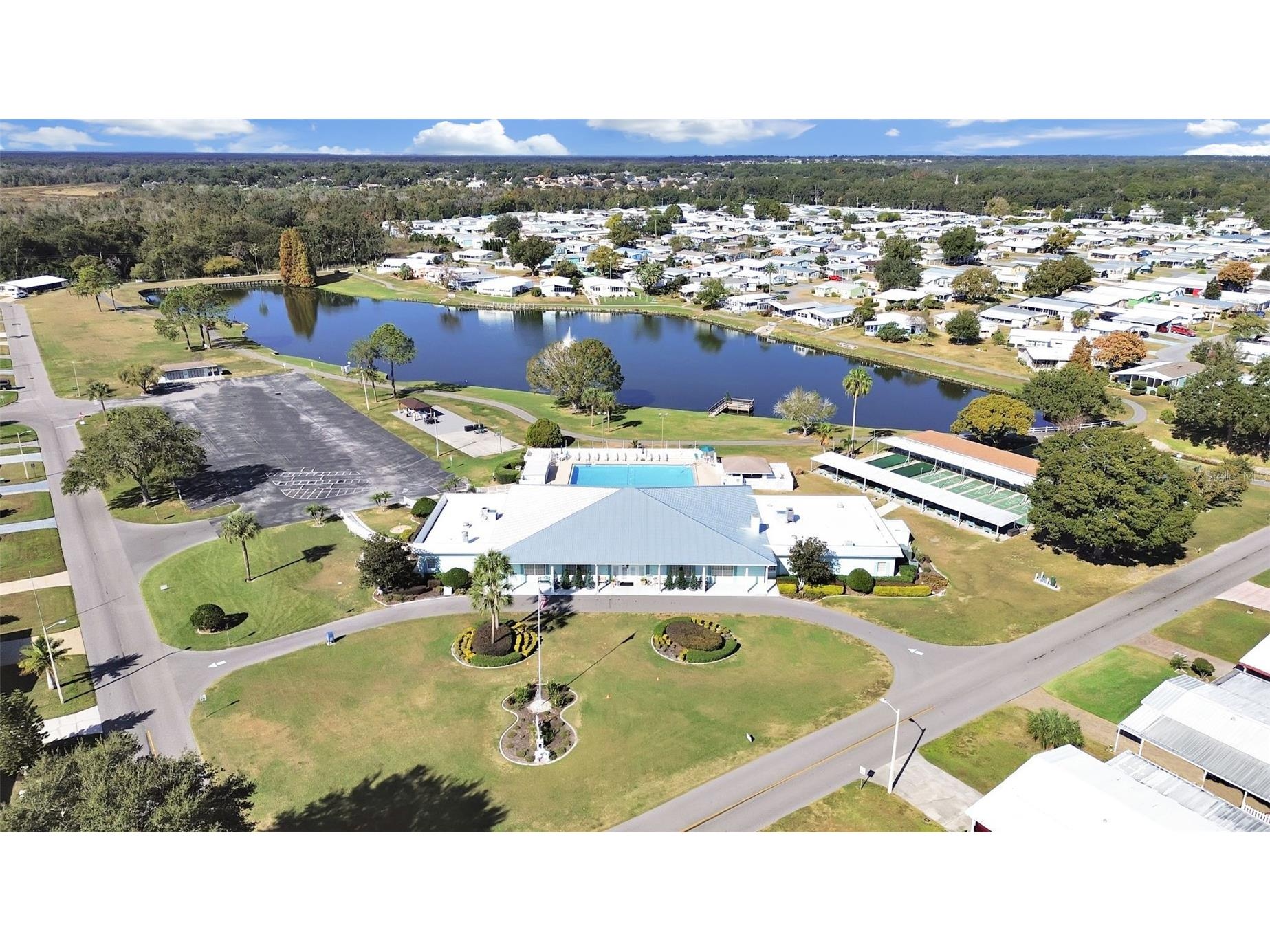 1811 Fox Hill Dr Lakeland FL 33810 P4937666 image31