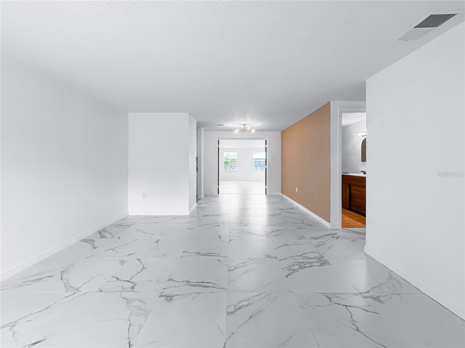 1811 Lowry Avenue Lakeland FL 33801 TB8432859 image2