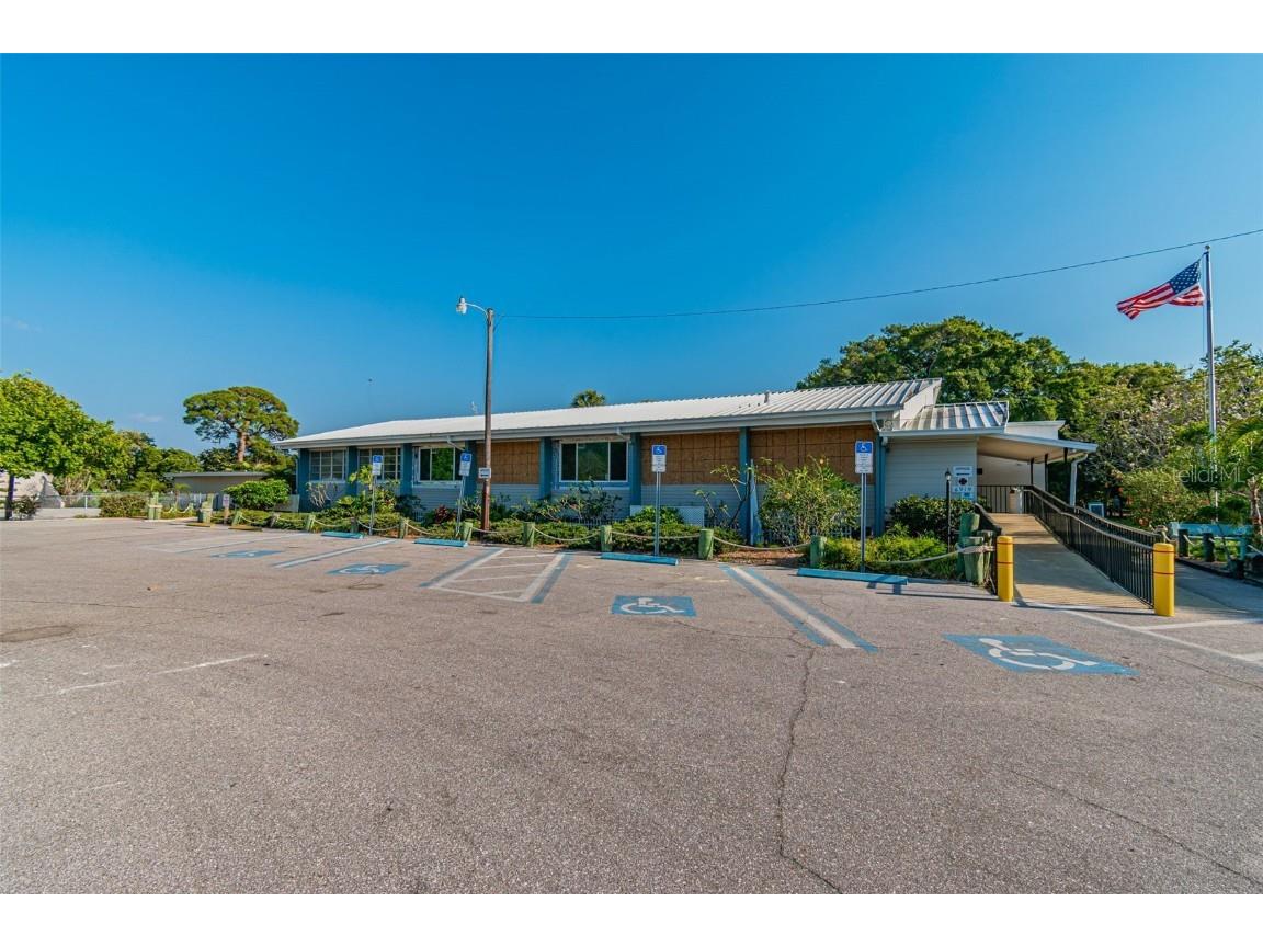 1811 Marilyn Avenue Bradenton FL 34207 A4672866 image14