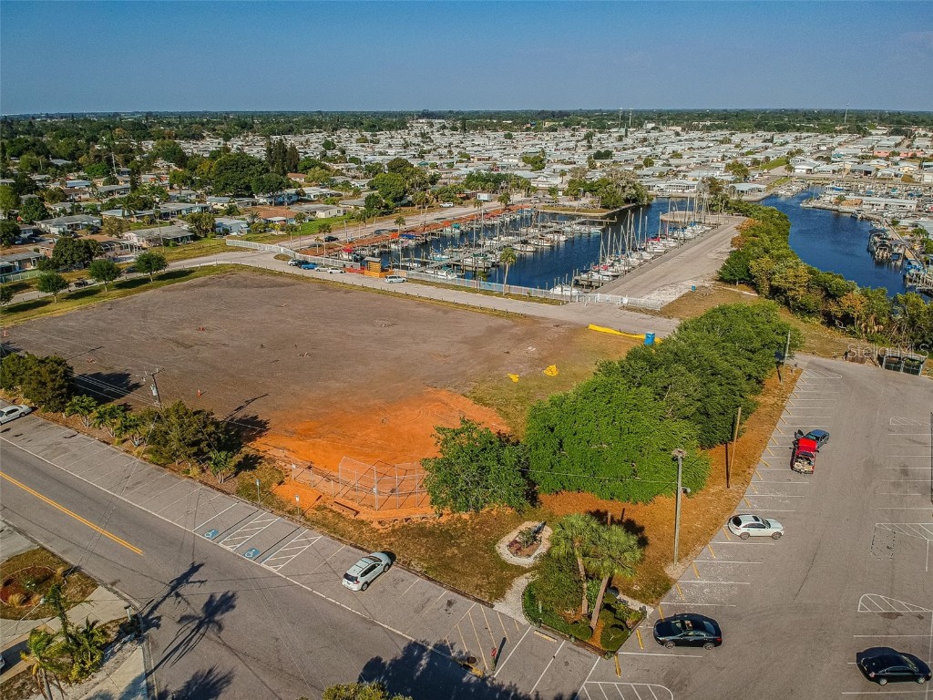 1811 Marilyn Avenue Bradenton FL 34207 A4672866 image33